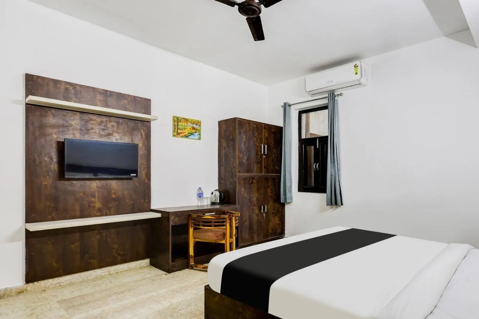 Hotel Viraj Gurgaon